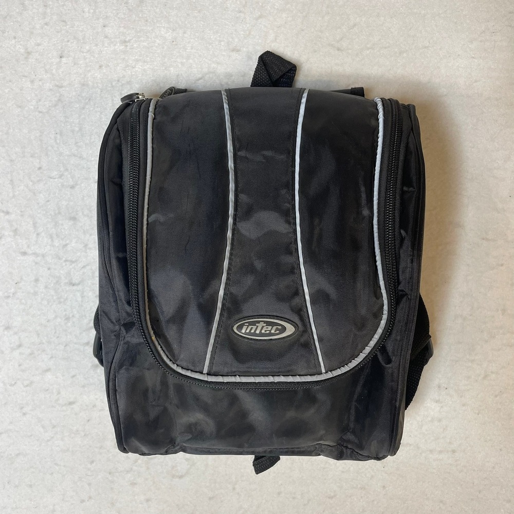 Nintendo Wii Intec Black Game Storage Bag Backpack Portable Travel Accessories‎